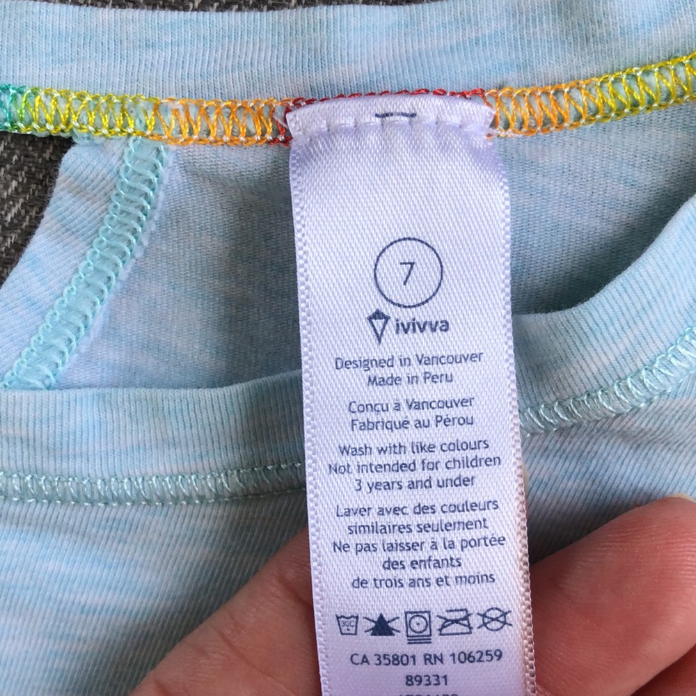 IVIVVA / LULULEMON Keyhole Back T-Shirt - Picture 3 of 8